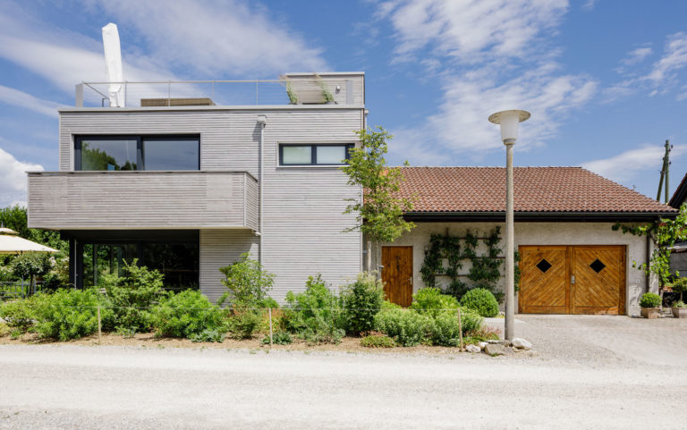 Single House, Dachsen