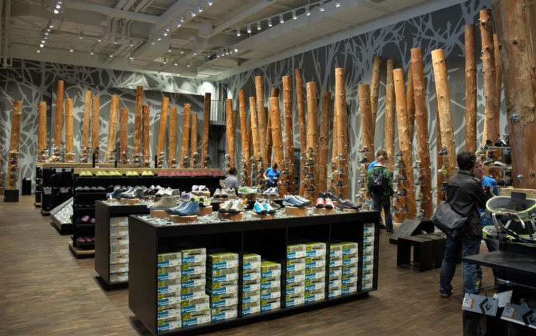Neubau Transa Flagship-Store, Zürich
